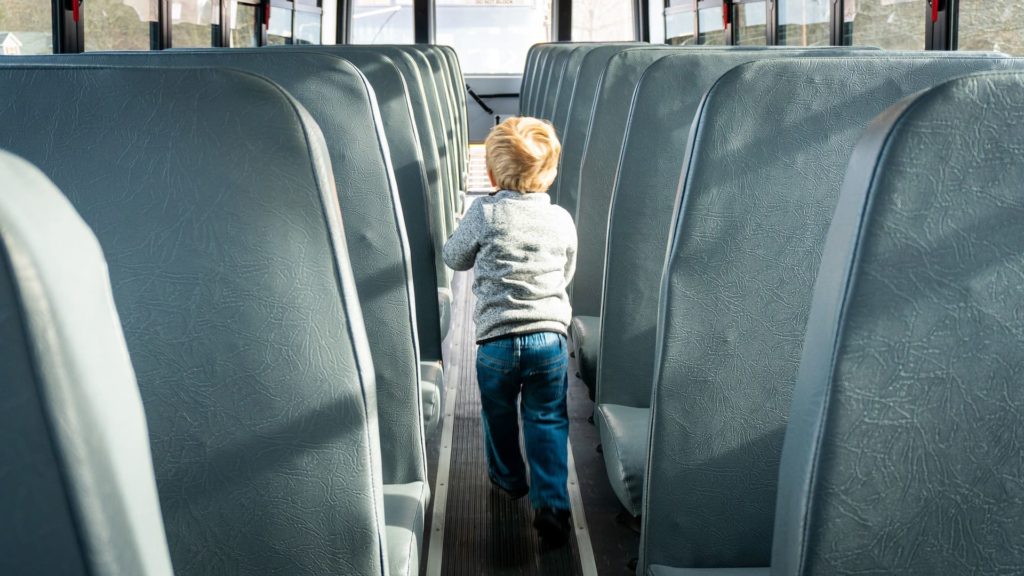 Schuelertransport Berlin Fahrdienst für die Schule